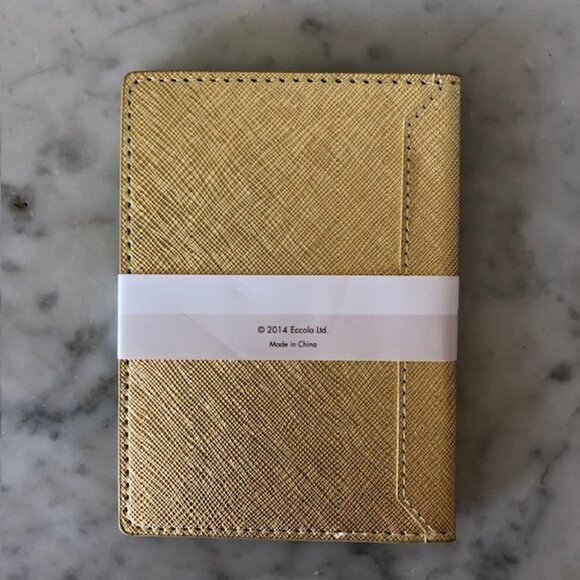 VIA LORENZO n.26 COLLECTION  Passport Case Gold Metallic - Picture 4 of 11